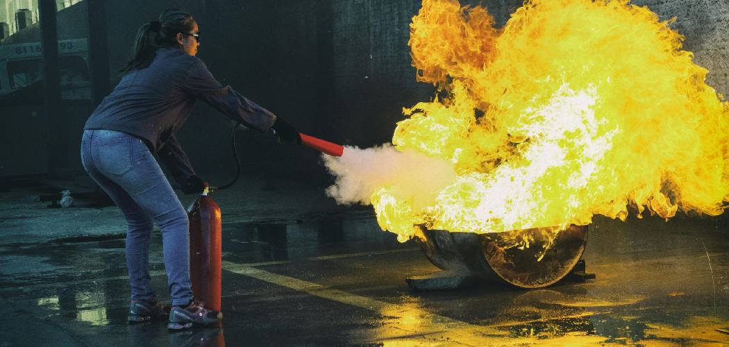 How to Properly Use a Fire Extinguisher