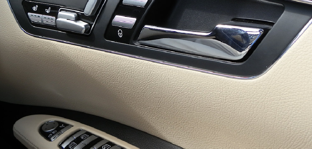 Understanding how to turn off passive door locking gives you the freedom to control exactly when your vehicle secures itself.